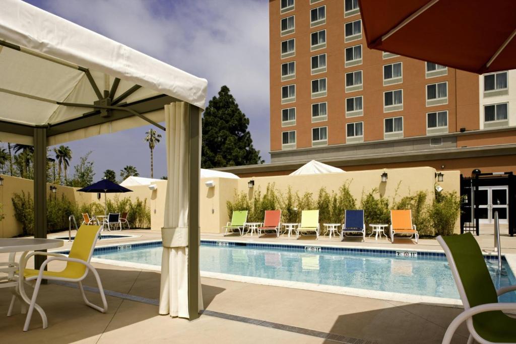 Courtyard by Marriott Los Angeles Westside